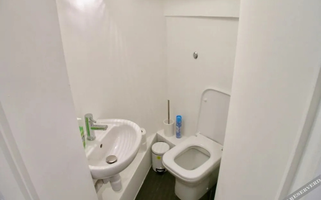 Brighton Getaways - Artist Studio