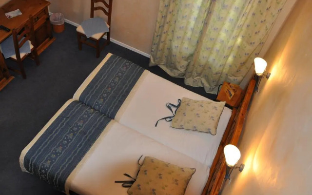 Le Chalet Suisse