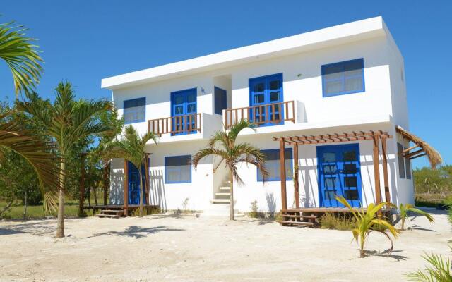 Отель Casa Blatha Holbox вид на фасад