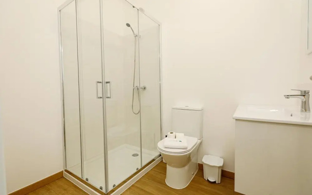 B87 - Windmill 2 Bed Apartment in Odiaxere