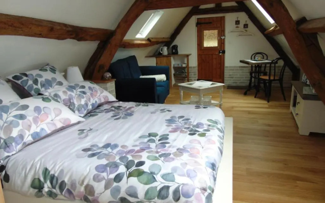 Le Grenier D'isafil (Adults Only)