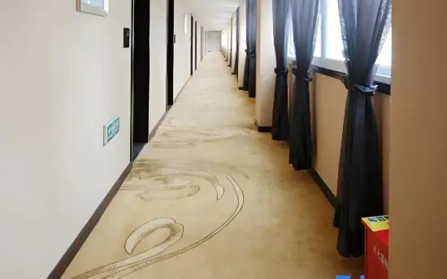 Yumeiquan Hotspring Homestay (Quancheng Community Branch)