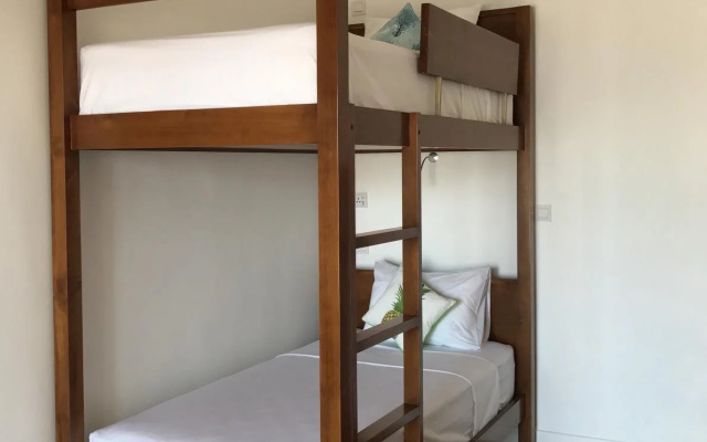 Playgrounds Wave Lodge