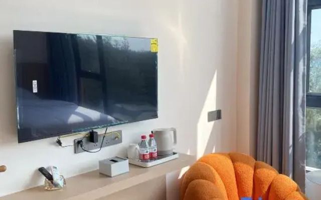 Langyuju Elevator Homestay