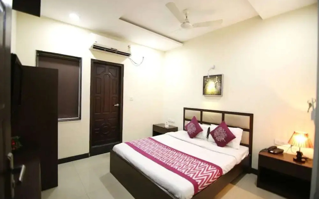 Hotel Radhe Inn by OYO Rooms