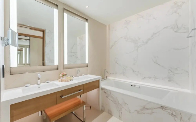 PVH - Address Opera 3BR