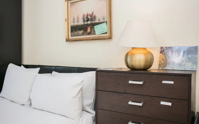 Clapham 1 Bedroom Flat With Balcony