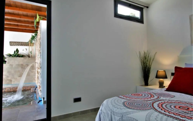 Holiday House and Spa Lanzarote