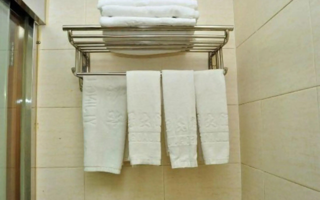 Yijing Hotel