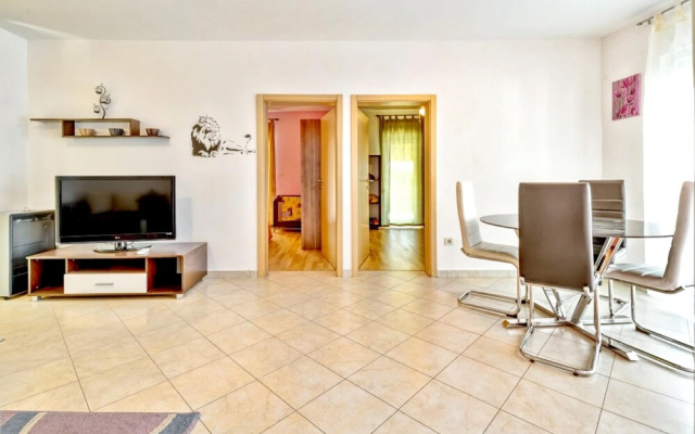 Apartments Ana