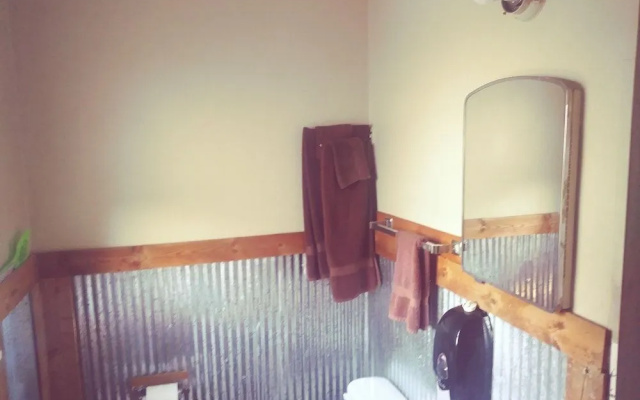 Headwaters Motel