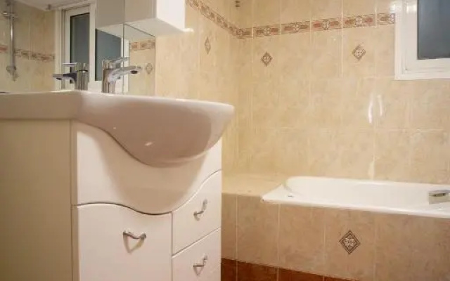 Efis apartment down town Perfect location