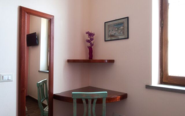 B&B Il Giardino dei Poeti and Apartaments