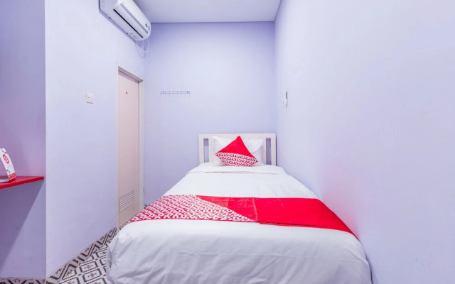 Kaya House A Co-living @Pluit by OYO Rooms