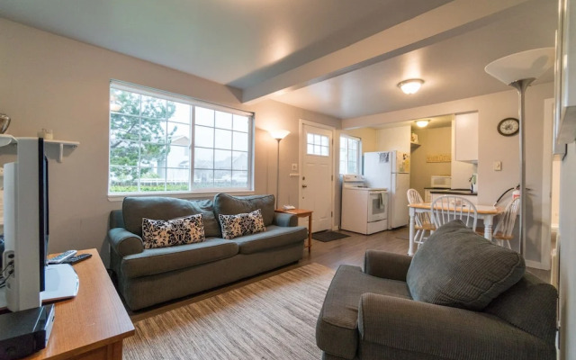 622 Holladay 1 Bedroom 1 Bathroom Home