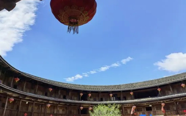 Longchang Tulou Guesthouse