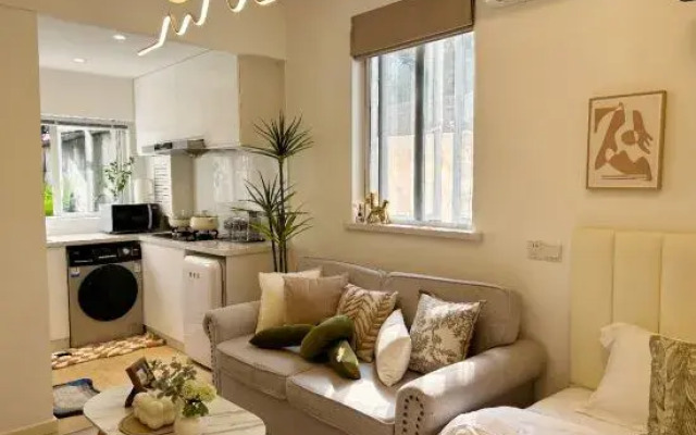 Lotus Tangyuese Homestay (Changshu Road)