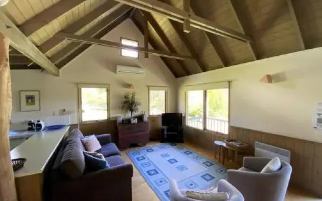 Crabapple Cottage