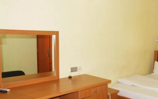 Specs Suites