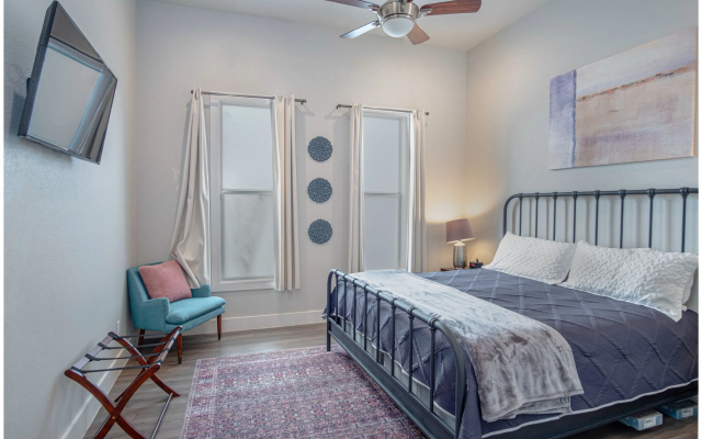 Gorgeous, Family-friendly Home Near Downtown