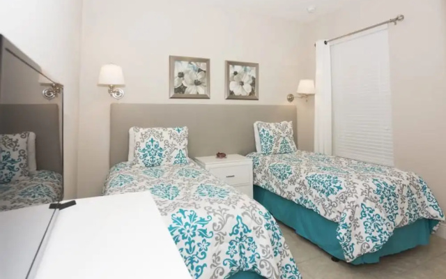 Spacious and Gorgeous Home ST5148