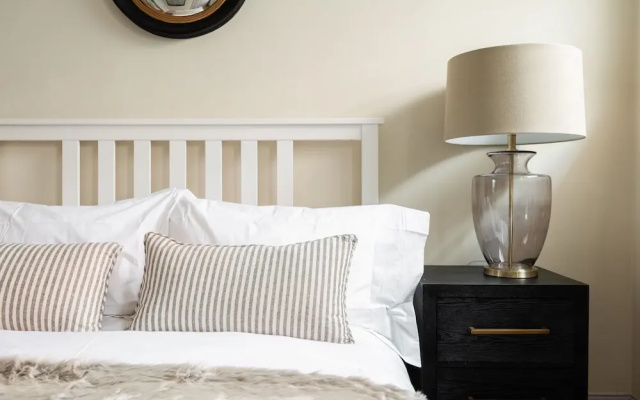 The Luxe Chelsea Townhouse