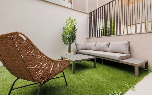 w Comfy 2BR w Great Terrace in Chueca