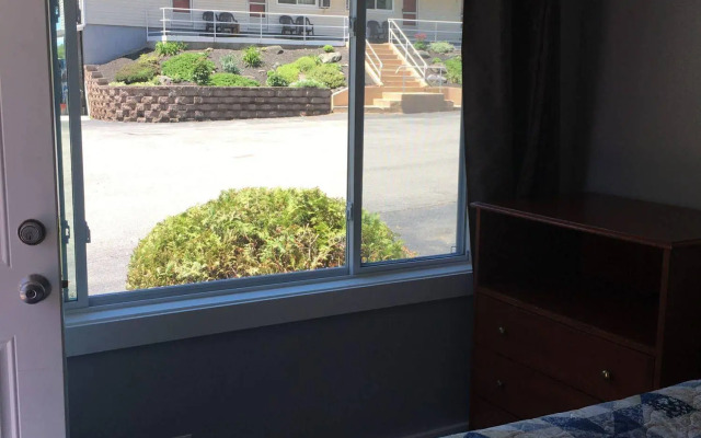 Northeaster Motel