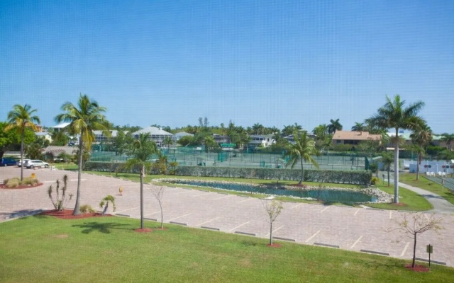 Bonita Beach & Tennis 5303