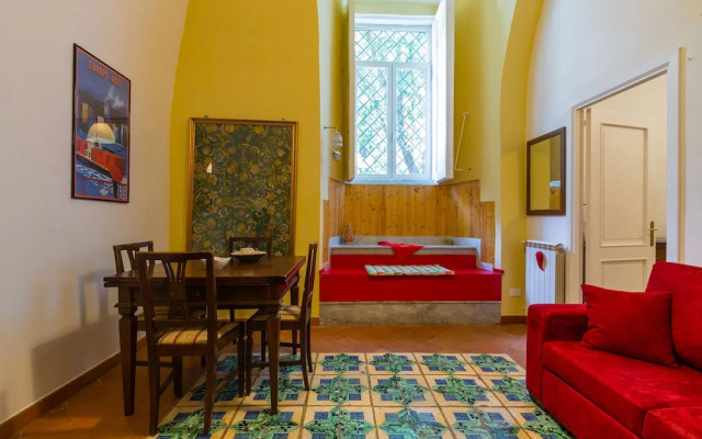 Nightlife Lovers Apartment