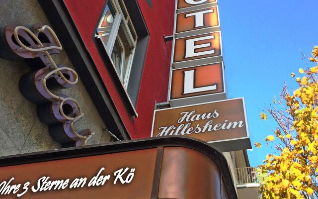 Отель Haus Hillesheim Германия, Дюссельдорф - отзывы, цены и фото номеров - забронировать отель Haus Hillesheim онлайн вид на фасад
