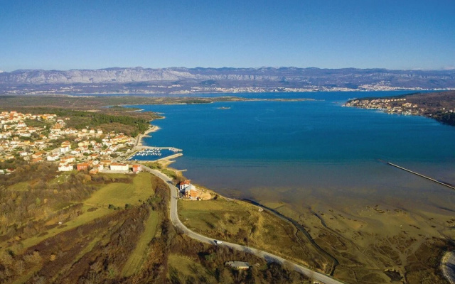 Stunning Home in Malinska With Wifi and 1 Bedrooms