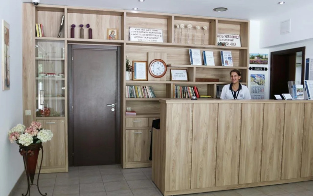Aqua Varvara Hotel