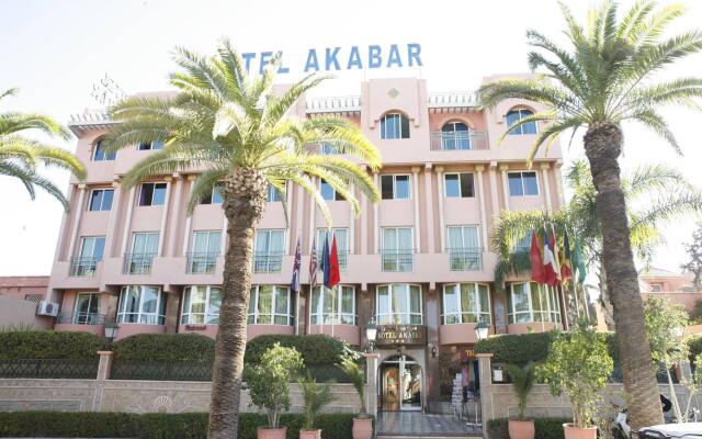 Hotel Akabar вид на фасад