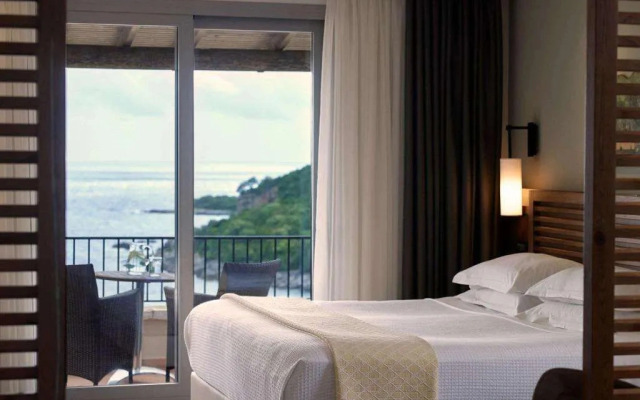 Mövenpick Resort Agios Nikolaos Sivota