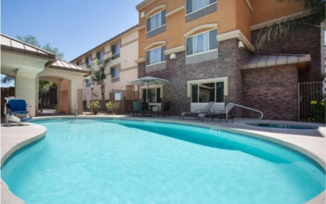 Holiday Inn Phoenix-tempe