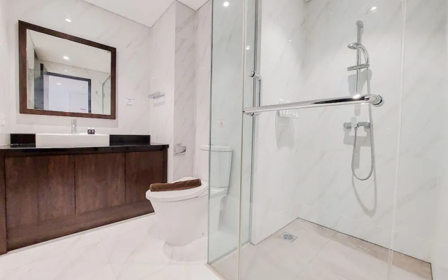 Homey And Tranquil 1Br Branz Bsd City Apartment