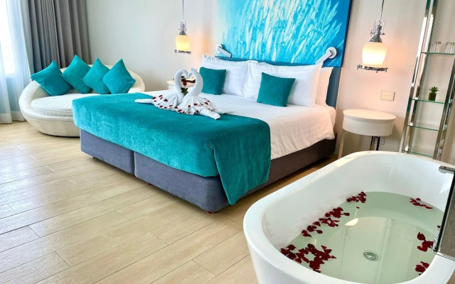 Отель Kudos Parc Pattaya