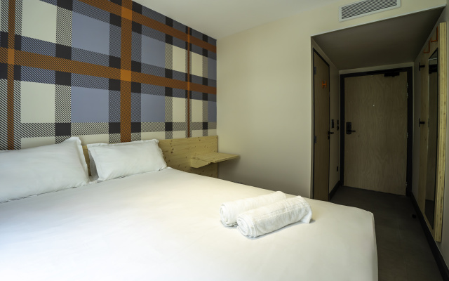 easyHotel Marseille Euromed