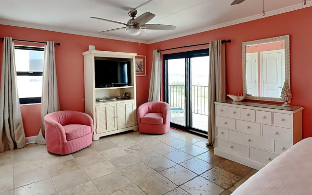 Ocean Breeze West by Southern Vacation Rentals
