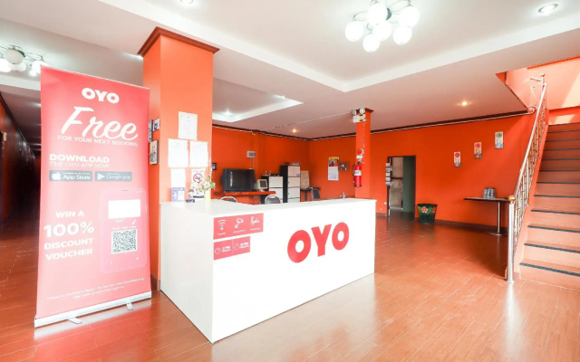 OYO 359 Golden Nakara Place (Vaccinated Staff)