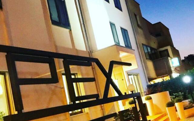 Отель Pex Италия, Рубано - отзывы, цены и фото номеров - забронировать отель Pex онлайн вид на фасад