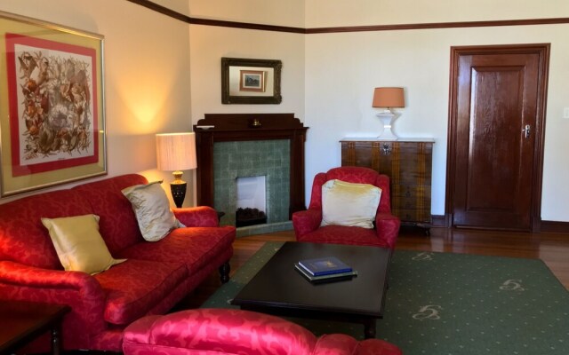Greenways Hotel