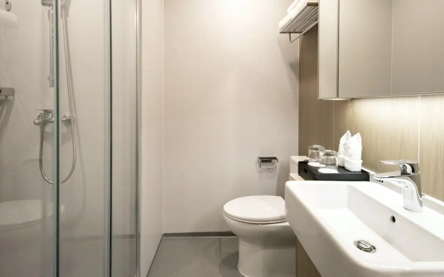 CM Serviced Apartment Shenzhen Dongmen