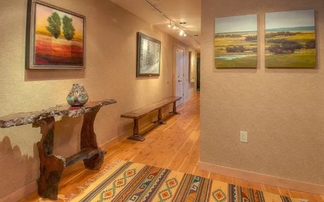 Cody House Condominiums