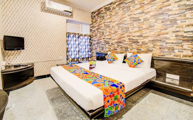 Fabhotel Ashoka Regency