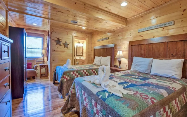 Parkside Lodge by Jackson Mountain Rentals