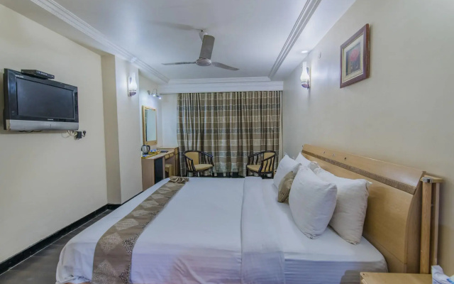 Hotel Grand Dhillon
