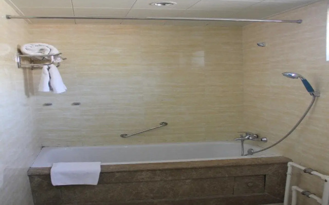 Xuyard Hotel