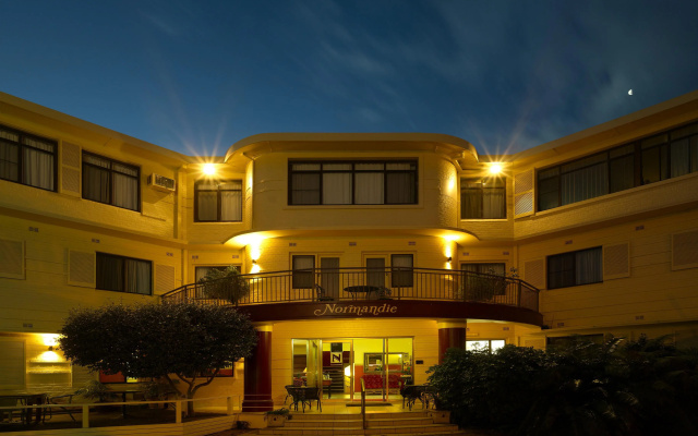hotelImage